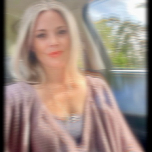 Meet your Posher, Allison - Picture 6 of 6